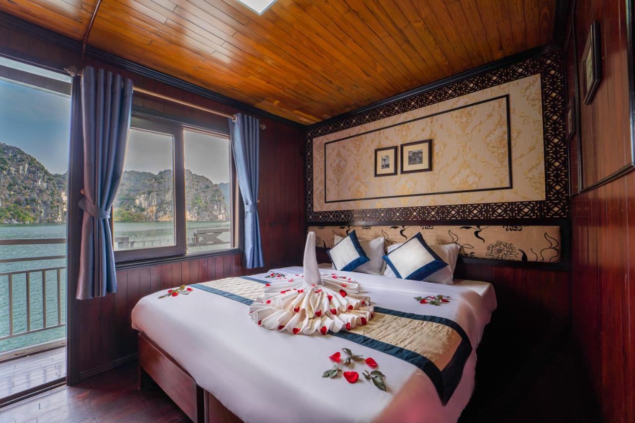 Legend Cruise Hotel Ha Long Exterior photo