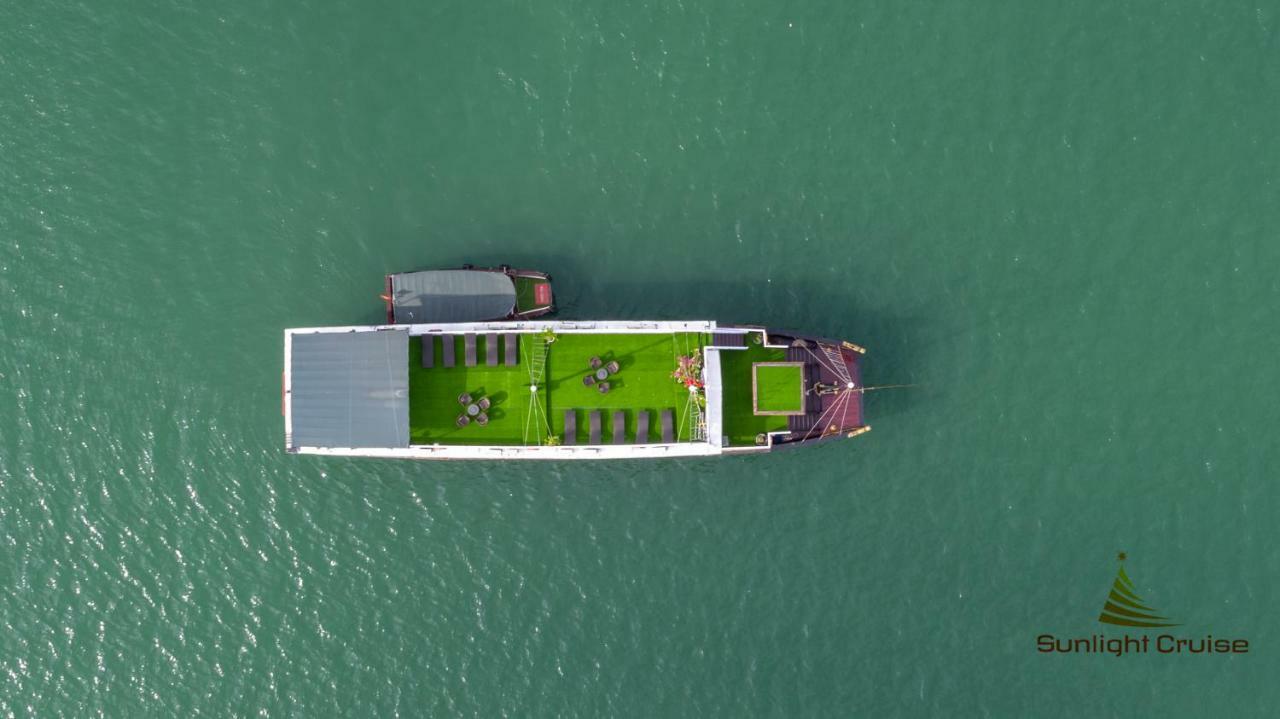 Legend Cruise Hotel Ha Long Exterior photo